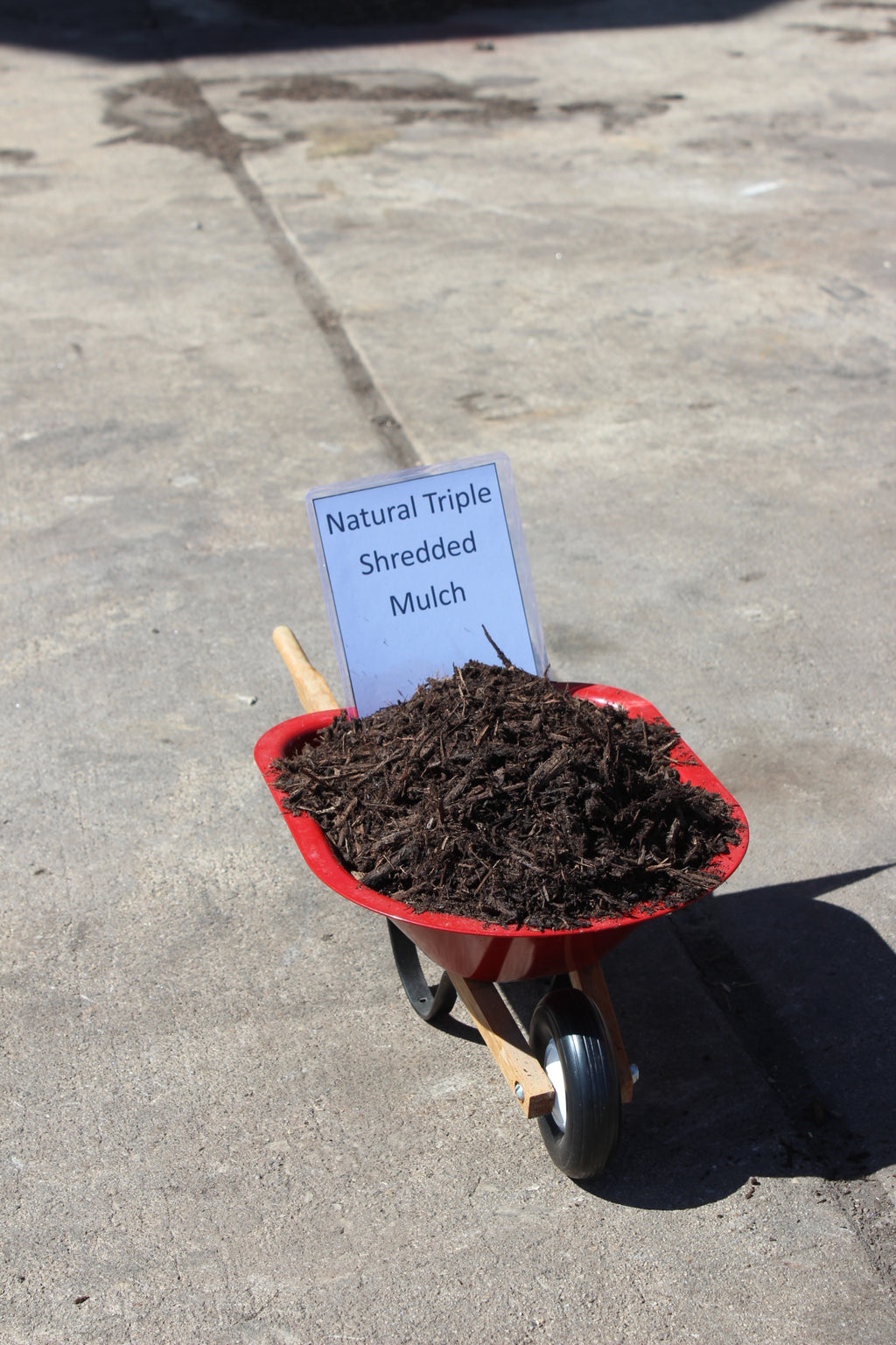 NATURAL TRIPLE SHREDDED MULCH