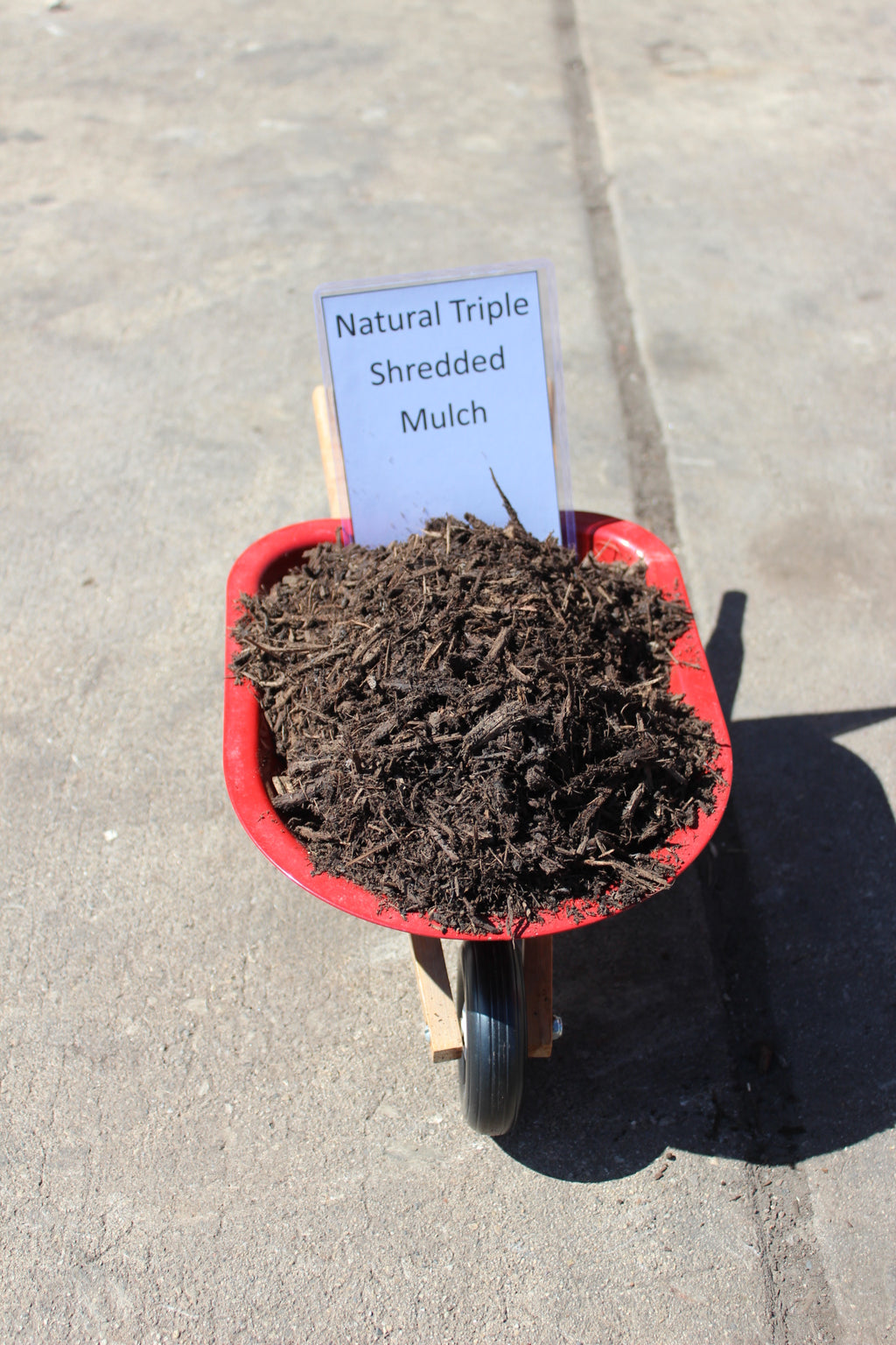 NATURAL TRIPLE SHREDDED MULCH